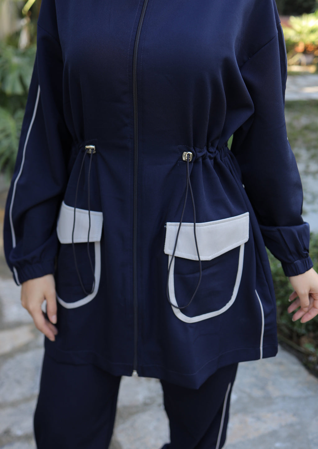 Modest Sporty Tracksuit with Navy Contrast Pockets – Women's 2-Piece Set